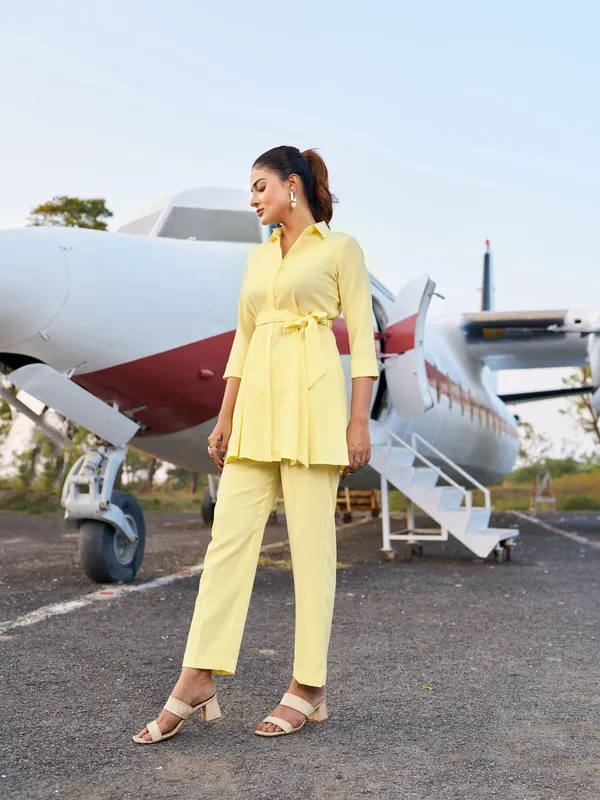 Yellow_Silk_Blend_Shirt_Collar_Three-Quarter_Sleeves_Solid_Co-Ords_For_Women