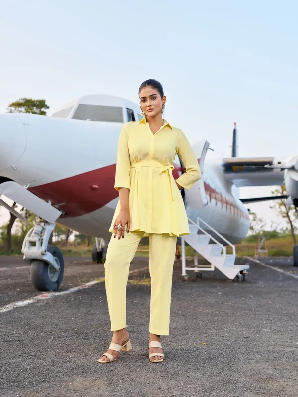Yellow_Silk_Blend_Shirt_Collar_Three-Quarter_Sleeves_Solid_Co-Ords_For_Women