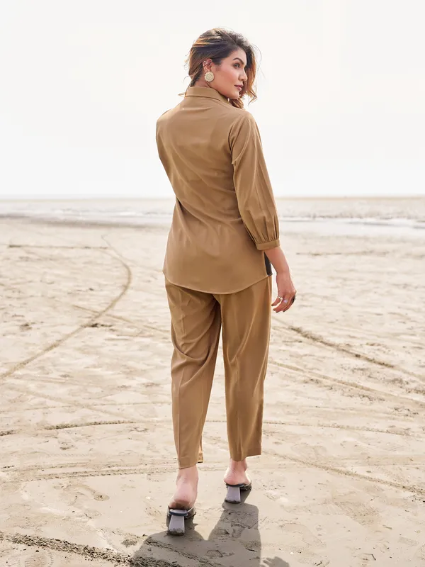 Brown_Pure_Silk_Shirt_Collar_Three-Quarter_Sleeves_Self_Design_Co-Ords_For_Women