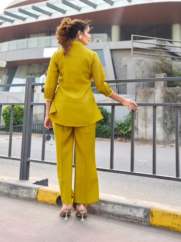 Mustard_Pure_Silk_Shirt_Collar_Three-Quarter_Sleeves_Self_Design_Co-Ords_For_Women