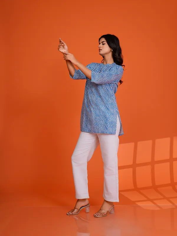 BLUE_Viscose_Rayon__Printed_Tunic_for_women