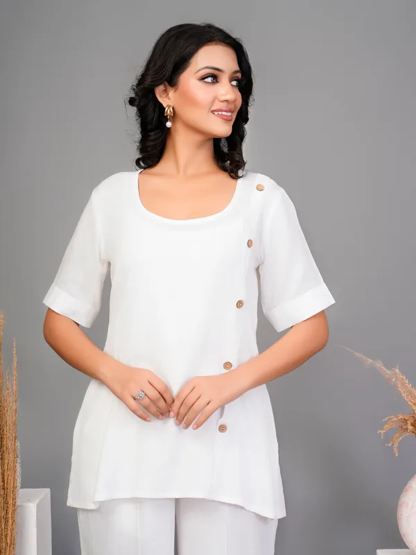 White_Viscose_Rayon_Round_Neck_Three-Quarter_Sleeves_Solid_Co-Ords_For_Women