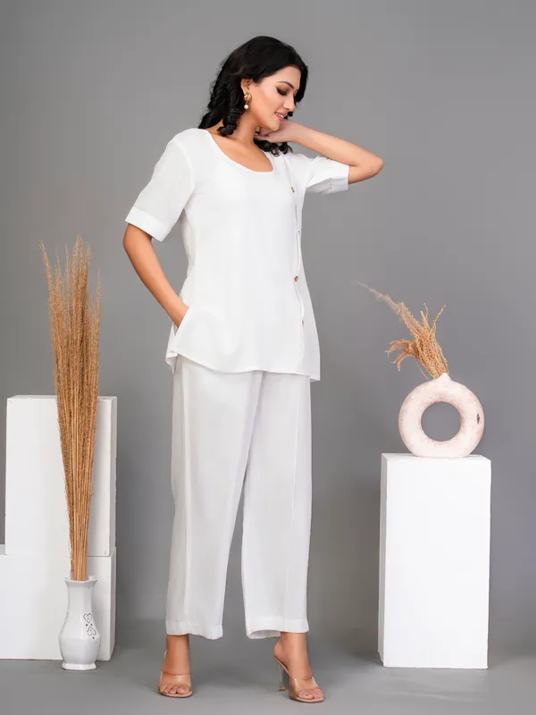 White_Viscose_Rayon_Round_Neck_Three-Quarter_Sleeves_Solid_Co-Ords_For_Women