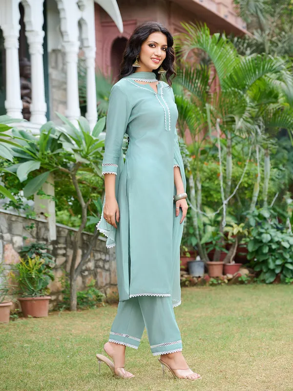 Turquoise_Blue_Silk_Blend_Straight_Calf_Length_Sweetheart_Neck_Kurta_Sets_For_Women
