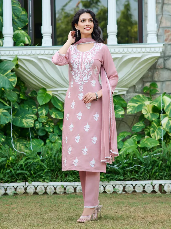 Pink_Silk_Blend_Straight_Calf_Length_Round_Neck_Kurta_Sets_For_Women