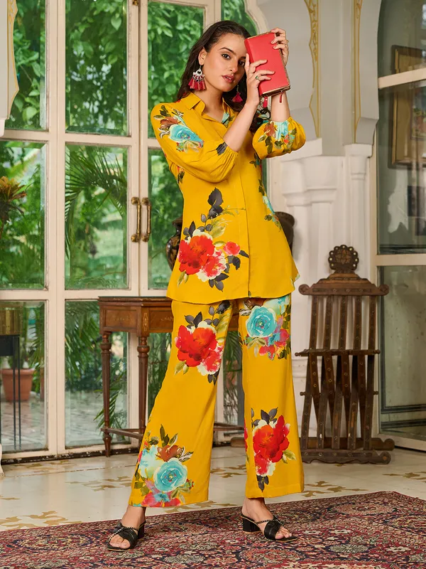 MUSTARD_Silk_Blend_Silk_Blend_Printed_1_Top_:_1_Pant_Co-Ord_Sets_For_Women