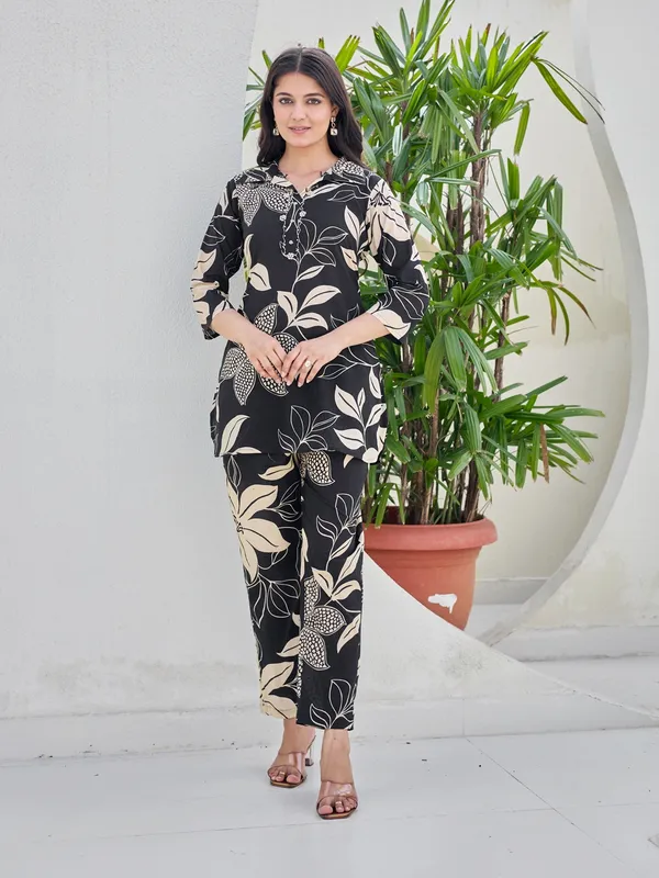 BLACK_Pure_Cotton_Pure_Cotton_Printed_7_Top_:_1_Pant_Co-Ord_Sets_For_Women