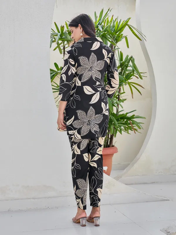 BLACK_Pure_Cotton_Pure_Cotton_Printed_7_Top_:_1_Pant_Co-Ord_Sets_For_Women