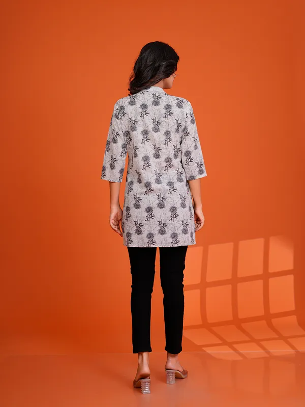 OFF_WHITE_Viscose_Rayon__Printed_Tunic_for_women