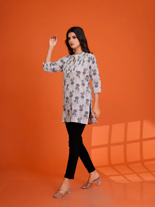 OFF_WHITE_Viscose_Rayon__Printed_Tunic_for_women