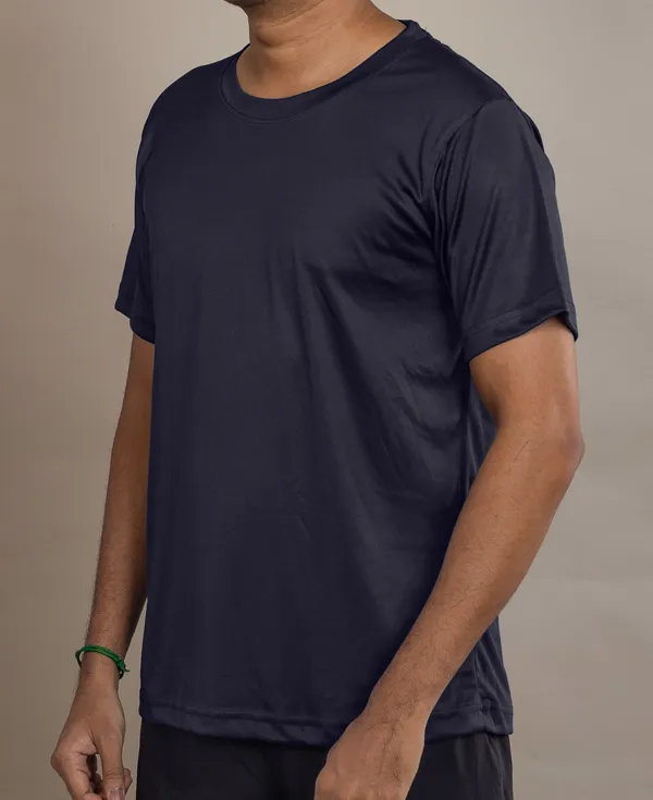 Black_Premium_Round_Neck_T_Shirt_For_Men