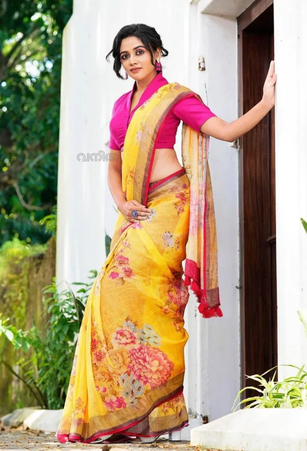 Yellow_Premium_Soft_linen_Cotton_Saree_For_Women
