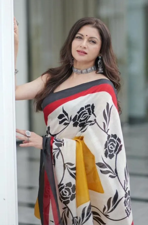 ORANGE_COLOUR_LINEN_SAREES