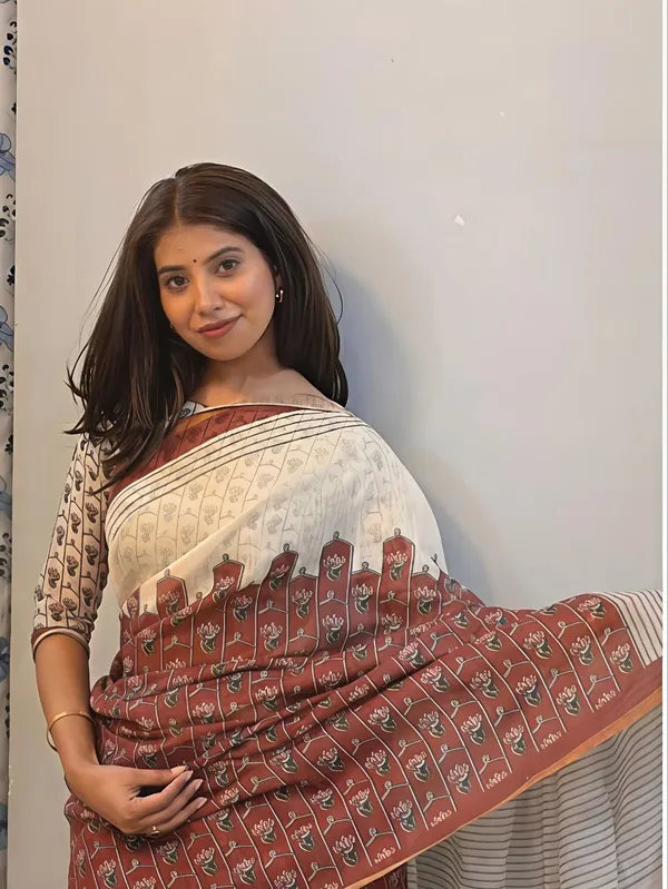 Soft_Mul-Linen_Saree_with_Digital_Print.