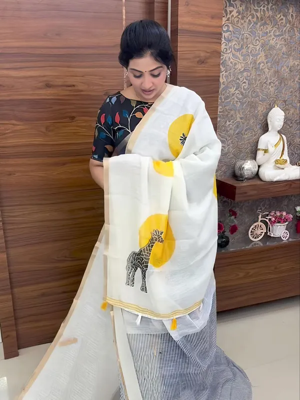 Premium_Soft_Cotton_Saree_For_Women