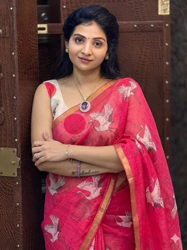 Pink_Linen_Sarees_And_Best_Digital_Print_Designer_Sarees