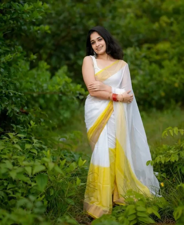 YELLOW_&_WHITE_Colour__soft_linen_cotton_saree_With_Gold_Jari_Border