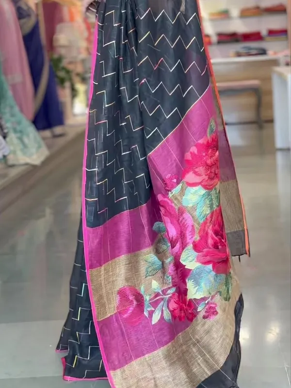 Premium_Black_Linen_Sarees