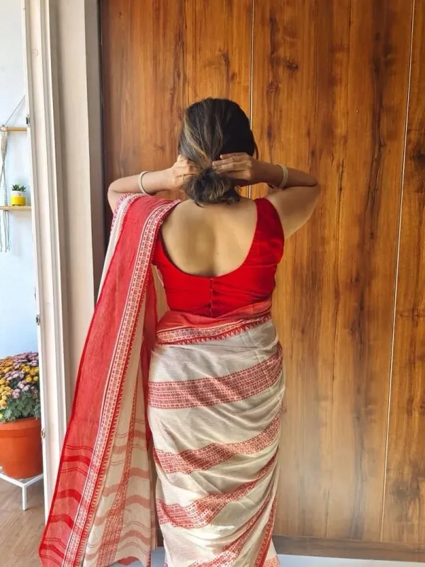 WHITE_&_RED_SOFT_LINEN_SAREES