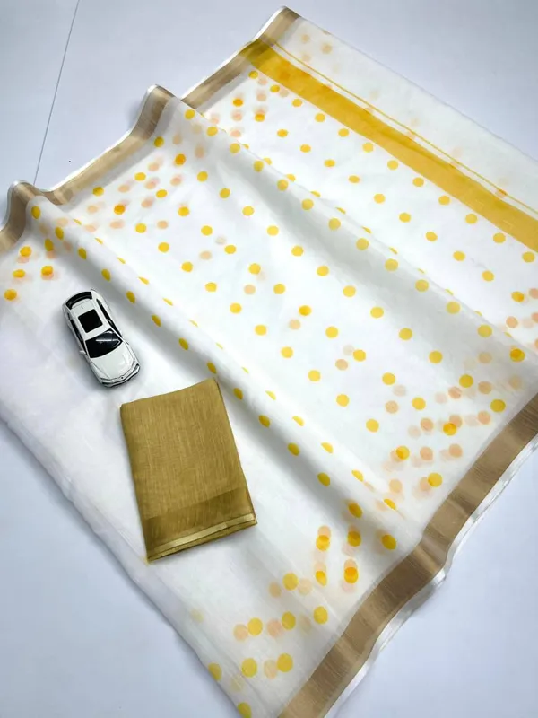 PREMIUM_Gold_jari_border_saree_with_beautiful_design