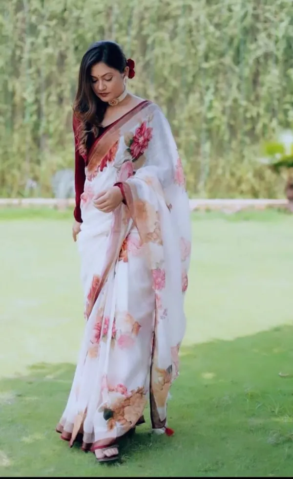White_&_Maroon_Premium_Soft_linen_Cotton_Saree_For_Women