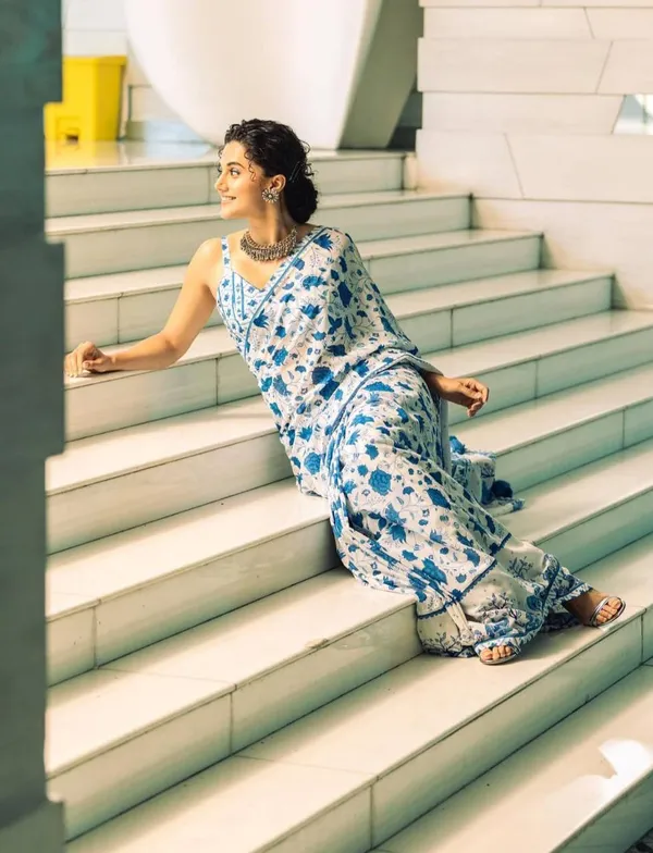 White_&_Blue_Premium_Soft_linen_Cotton_Saree_For_Women