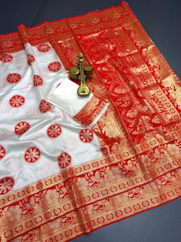 White_&_Red_Banarasi_Silk_Saree_Premium_Quality