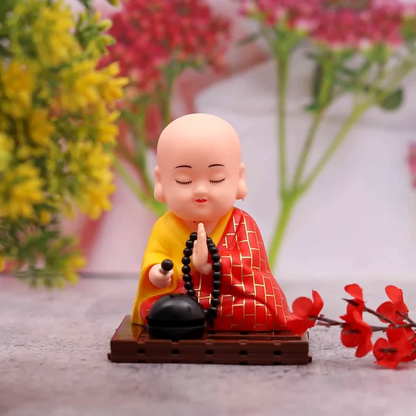 Solar-Powered_Buddha_Idol_8_cm__|_Auto_Moving_Head_&_Hand_|_No_Battery_Required_|_Perfect_for_Car_Dashboard,_Home_Decor_&_Showcase