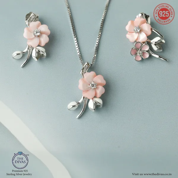 White_925_Sterling_Silver_Premium_Pendant_Set