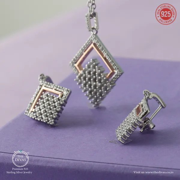 White_925_Sterling_Silver_Premium_Pendant_Set