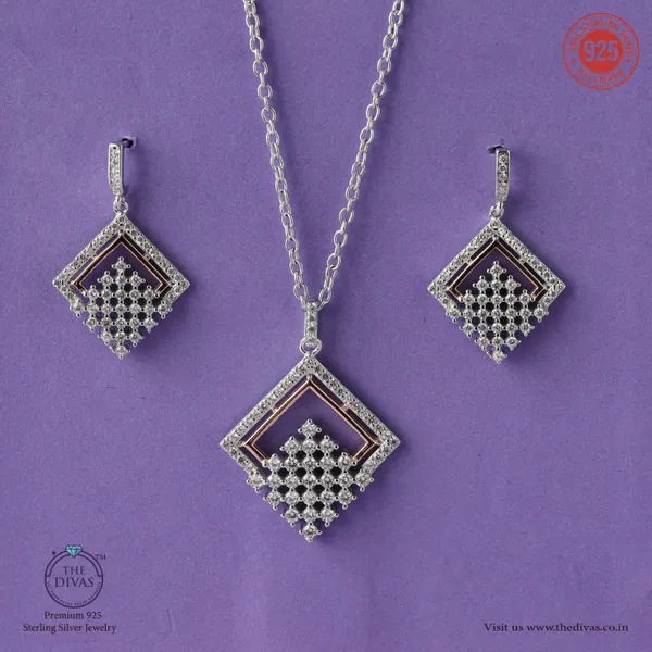 White_925_Sterling_Silver_Premium_Pendant_Set