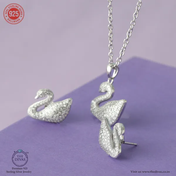 White_925_Sterling_Silver_Premium_Pendant_Set