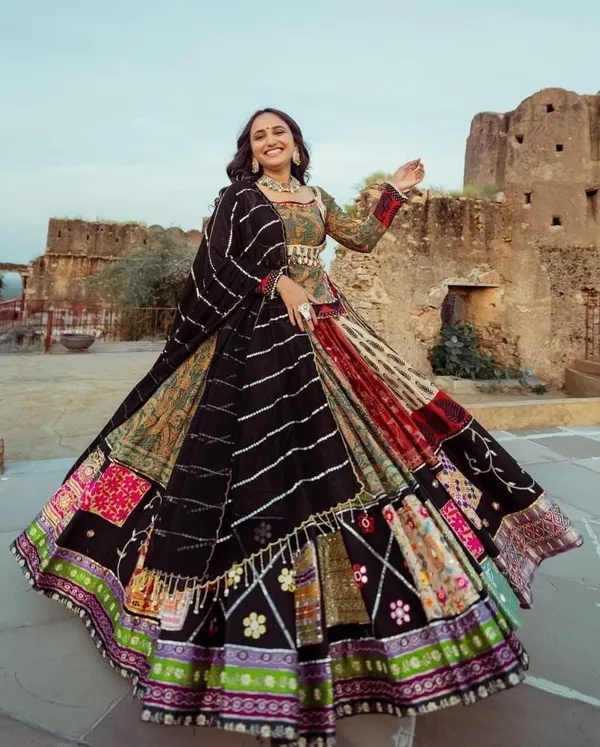 Choli_And_Lehenga_Black_Green_Dola_Silk_Lehenga_Choli_With_Mirror_Work_And_Attached_Black_Dupatta