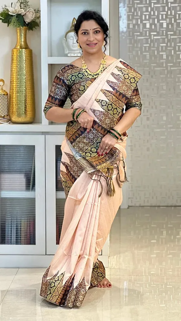 Soft_Tussar_Silk_sarees_with_Beautiful_Digital_Print_With_Attractive_Checks_Design_Saree_And_Digital_Print_Blouse_With_Tassels