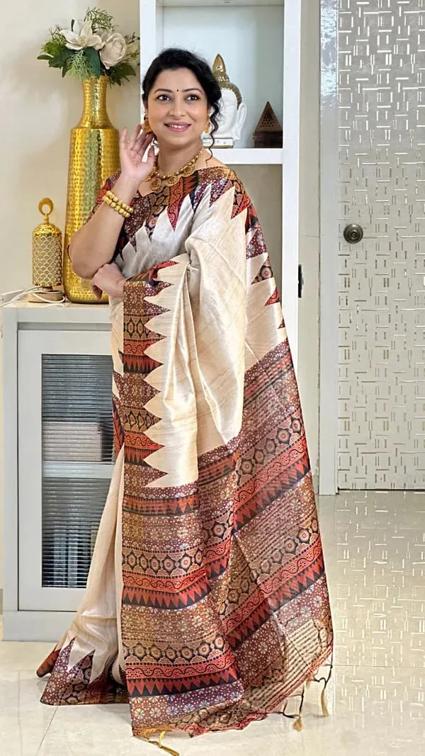 Soft_Tussar_Silk_sarees_with_Beautiful_Digital_Print_With_Attractive_Checks_Design_Saree_And_Digital_Print_Blouse_With_Tassels
