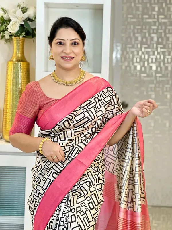 Soft_Tussar_Silk_sarees_with_Beautiful_Digital_Print_With_Attractive_Checks_Design_Saree_And_Digital_Print_Blouse_With_Tassels