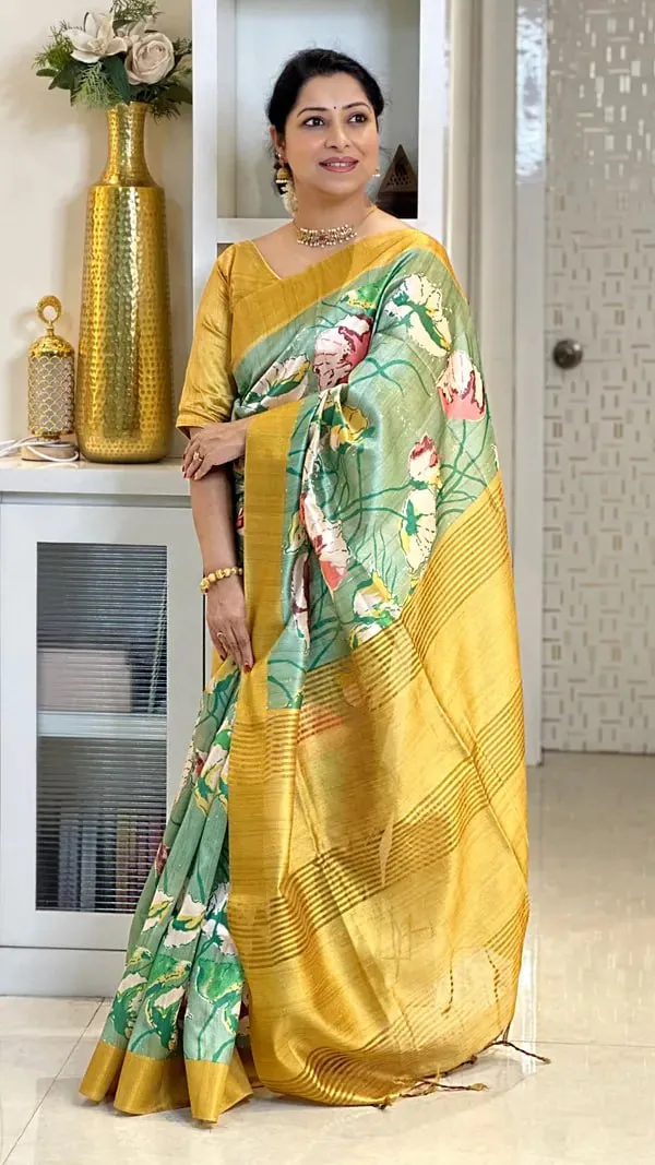 Soft_Tussar_Silk_sarees_with_Beautiful_Digital_Print_With_Attractive_Checks_Design_Saree_And_Digital_Print_Blouse_With_Tassels