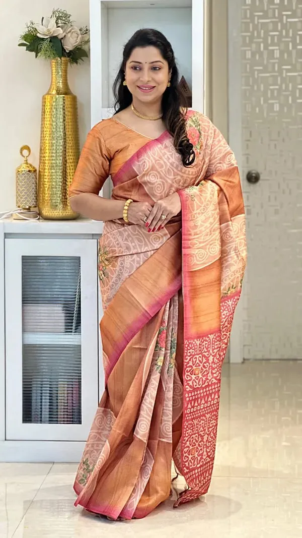 Soft_Tussar_Silk_sarees_with_Beautiful_Digital_Print_With_Attractive_Checks_Design_Saree_And_Digital_Print_Blouse_With_Tassels