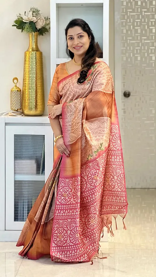 Soft_Tussar_Silk_sarees_with_Beautiful_Digital_Print_With_Attractive_Checks_Design_Saree_And_Digital_Print_Blouse_With_Tassels