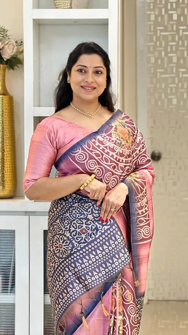 Soft_Tussar_Silk_sarees_with_Beautiful_Digital_Print_With_Attractive_Checks_Design_Saree_And_Digital_Print_Blouse_With_Tassels