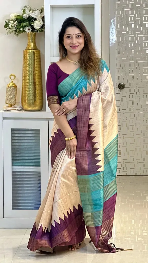 Soft_Tussar_Silk_sarees_with_Beautiful_Digital_Print_With_Attractive_Checks_Design_Saree_And_Digital_Print_Blouse_With_Tassels