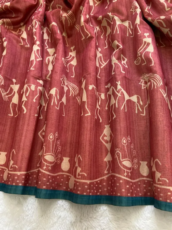 Soft_Tussar_Silk_sarees_with_Beautiful_Digital_Print_With_Attractive_Checks_Design_Saree_And_Digital_Print_Blouse_With_Tassels