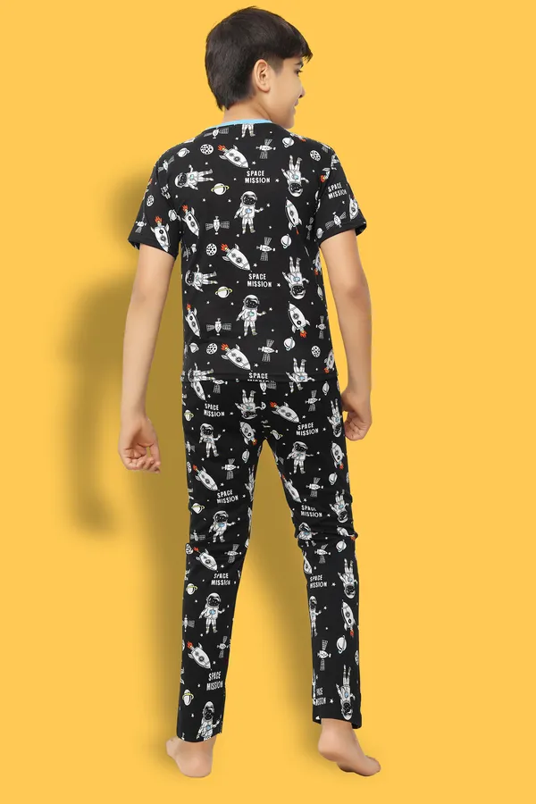 100%_Cotton_Knit_Half_Sleeves_Space_Mission_Print_Night_Suit_-Black
