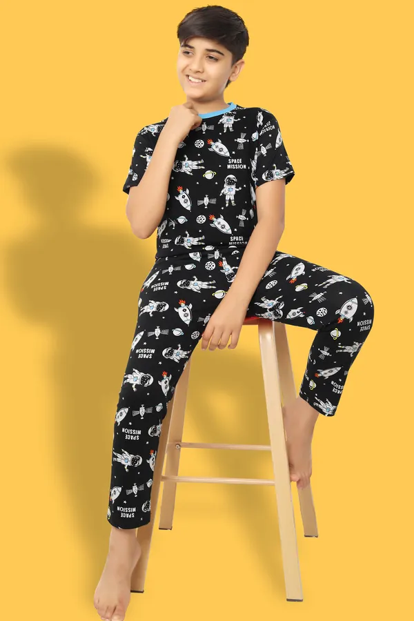 100%_Cotton_Knit_Half_Sleeves_Space_Mission_Print_Night_Suit_-Black