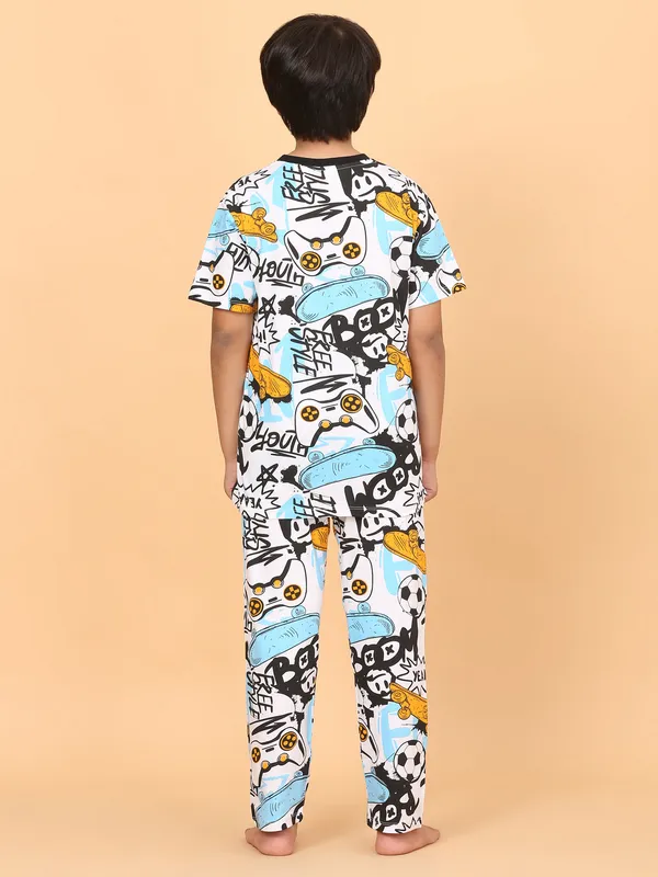 100%_Cotton_Knit_Half_Sleeves_Conversational_Print_Night_Suit_-Multicolor