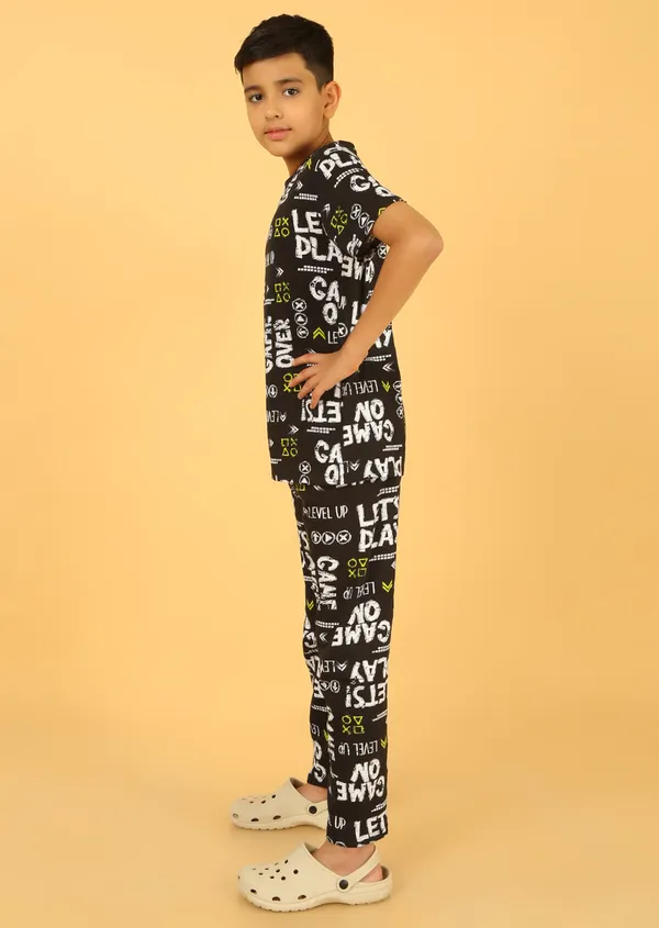 100%_Cotton_Knit_Half_Sleeves_Conversational_Print_Night_Suit_-Black