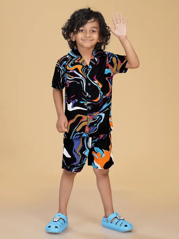 Cotton_Rayon_Coord_Set_With_Shorts-Black_Waves_for_Boys