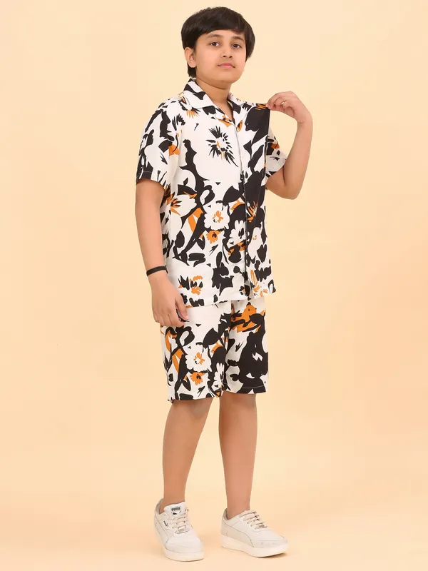 Cotton_Rayon_Coord_Set_With_Shorts_Black_Floral_Print_for_Boys