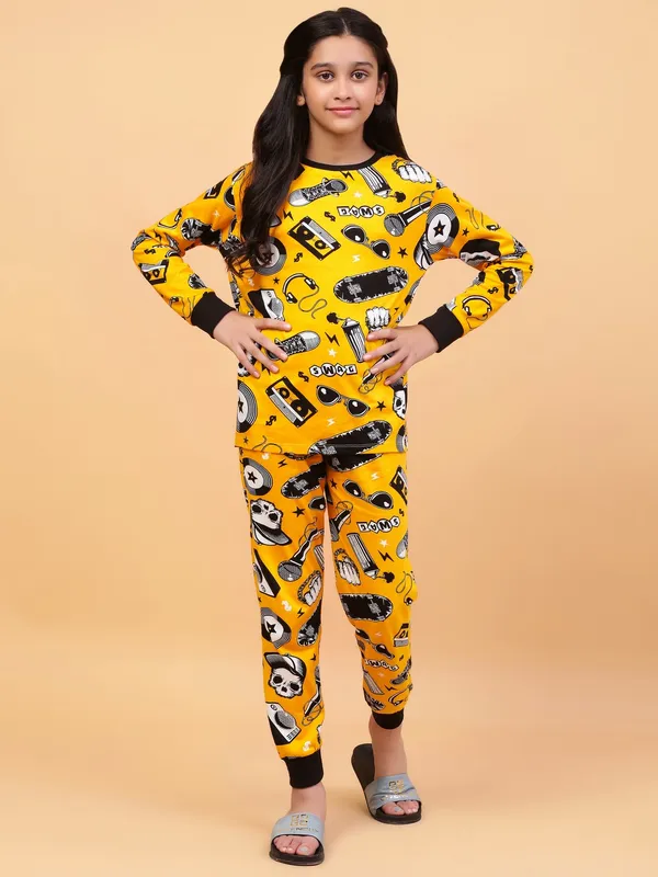 100%_Cotton_Knit_Full_Sleeves_Street_Style_Print_Night_Suit-Yellow