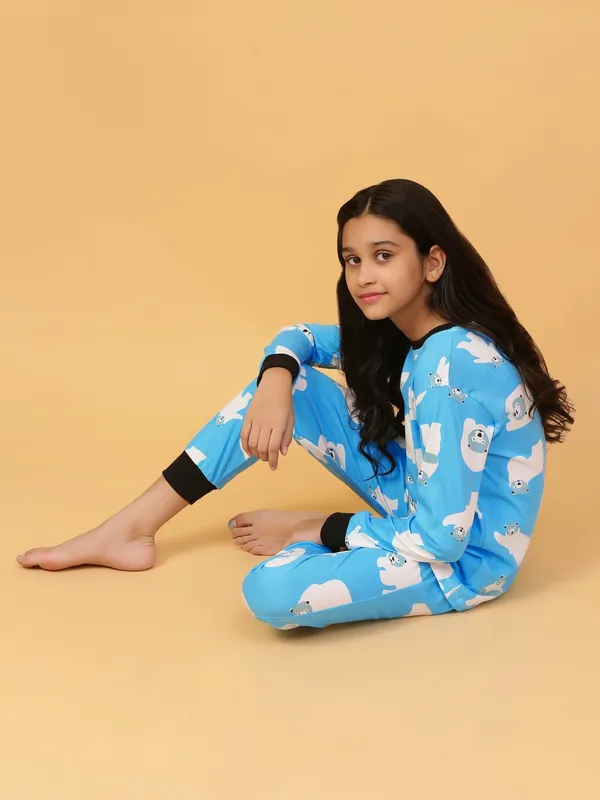 100%_Cotton_Knit_Full_Sleeves_Snow_Bear_Print_Night_Suit-Blue